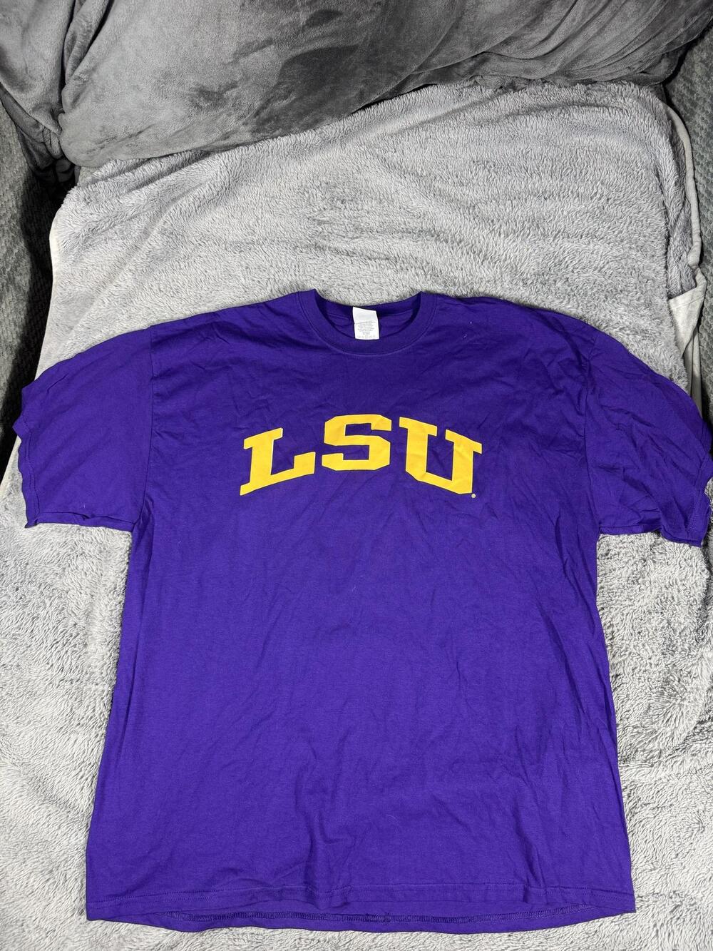 LSU Tigers Shirt Mens 2XL Purple Gold NCAA Football New Agenda Graphic Tee